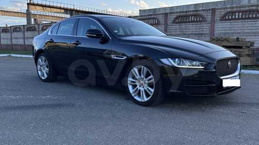 Jaguar XE I