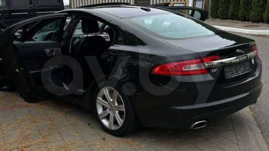 Jaguar XF X250