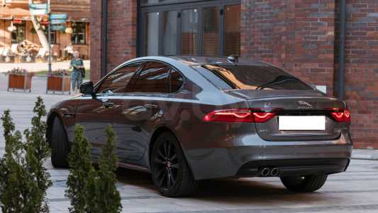 Jaguar XF X260
