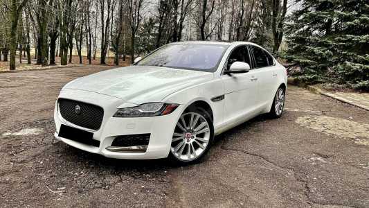 Jaguar XF X260