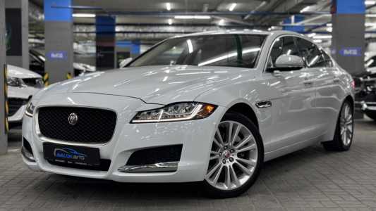 Jaguar XF X260