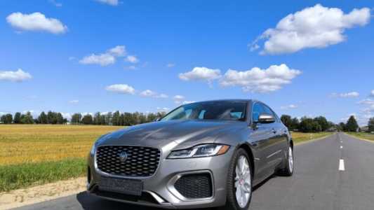 Jaguar XF X260  Рестайлинг, 2021, пробег 17000 км