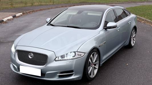 Jaguar XJ X351