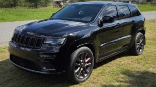Jeep Grand Cherokee WK2 2-й рестайлинг, 2018, пробег 132000 км Jeep Grand Cherokee WK2 2-й рестайлинг, 2018, пробег 132000 км
