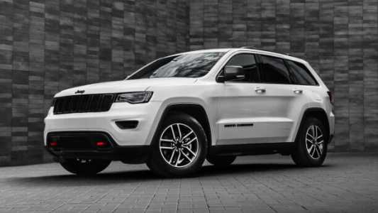 Jeep Grand Cherokee WK2 2-й рестайлинг, 2021, пробег 68000 км Jeep Grand Cherokee WK2 2-й рестайлинг, 2021, пробег 68000 км