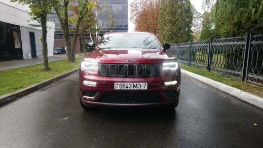 Jeep Grand Cherokee WK2 Рестайлинг