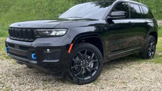 Jeep Grand Cherokee WL, 2024, пробег 3740 км Jeep Grand Cherokee WL, 2024, пробег 3740 км