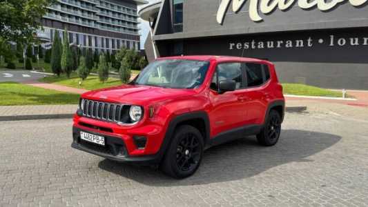 Jeep Renegade I Рестайлинг, 2023, пробег 77000 км Jeep Renegade I Рестайлинг, 2023, пробег 77000 км