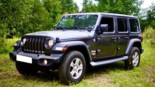 Jeep Wrangler JL, 2019, пробег 94000 км Jeep Wrangler JL, 2019, пробег 94000 км