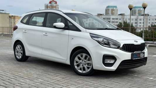 Kia Carens III