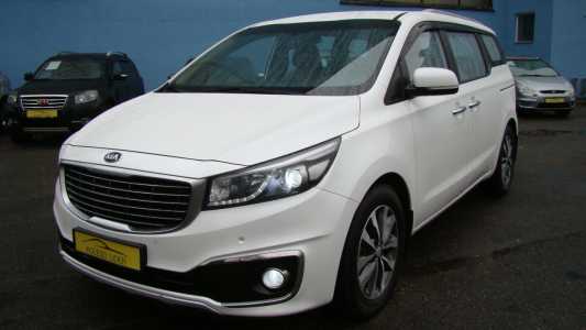 Kia Carnival III
