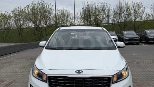 Kia Carnival III
