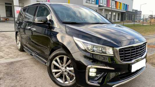 Kia Carnival III