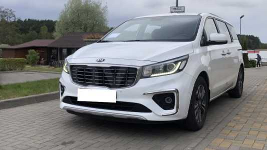 Kia Carnival III