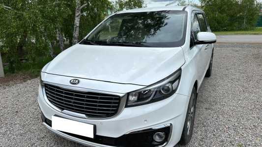 Kia Carnival III