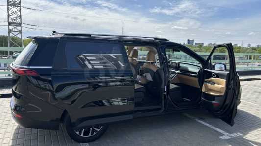 Kia Carnival IV