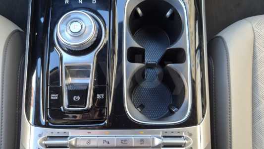 Kia Carnival IV