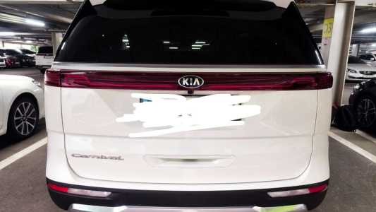 Kia Carnival IV