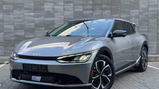 Kia EV6 , 2022, пробег 24900 км Kia EV6 , 2022, пробег 24900 км