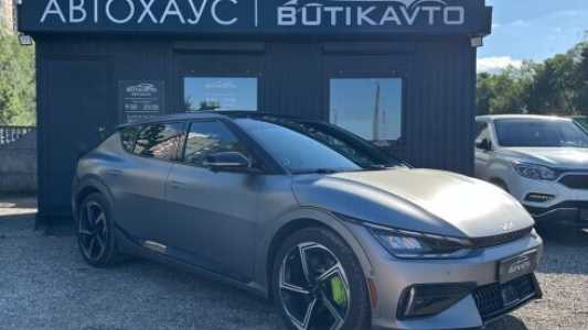 Kia EV6 , 2022, пробег 26800 км Kia EV6 , 2022, пробег 26800 км