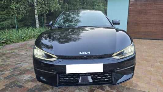 Kia EV6 , 2022, пробег 33800 км