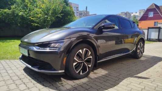 Kia EV6 , 2022, пробег 34000 км