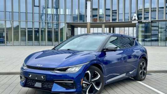 Kia EV6 , 2022, пробег 77777 км Kia EV6 , 2022, пробег 77777 км
