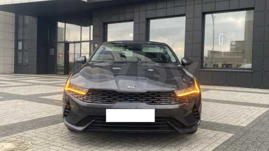 Kia K5 III