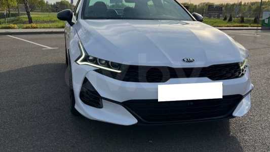 Kia K5 III