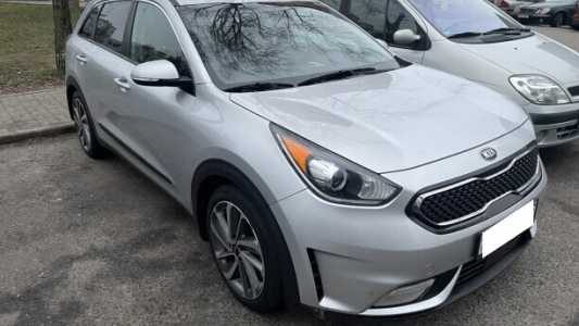 Kia Niro I, 2017, пробег 170590 км Kia Niro I, 2017, пробег 170590 км