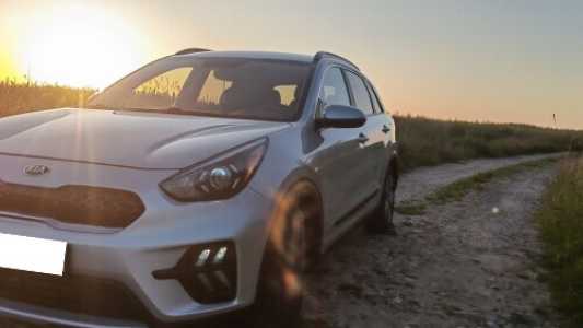 Kia Niro I Рестайлинг, 2020, пробег 114000 км Kia Niro I Рестайлинг, 2020, пробег 114000 км