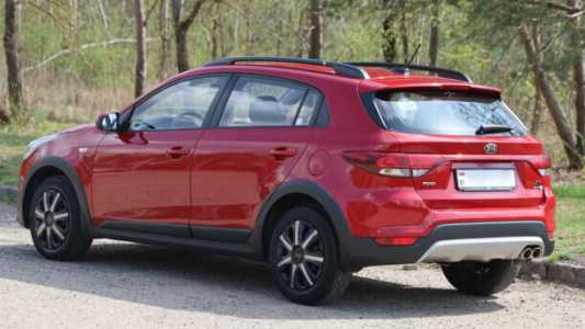Kia Rio X (X-Line) I, 2018, пробег 153530 км Kia Rio X (X-Line) I, 2018, пробег 153530 км
