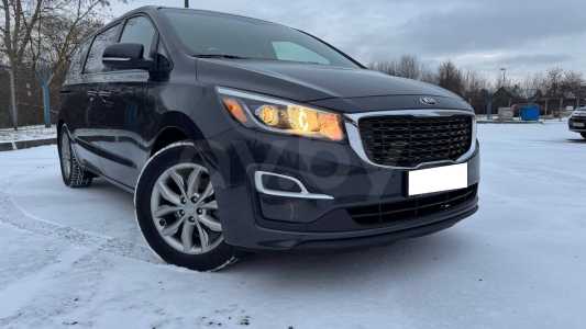 Kia Sedona III