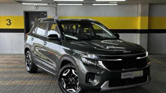 Kia Seltos I Рестайлинг, 2023, пробег 6730 км Kia Seltos I Рестайлинг, 2023, пробег 6730 км