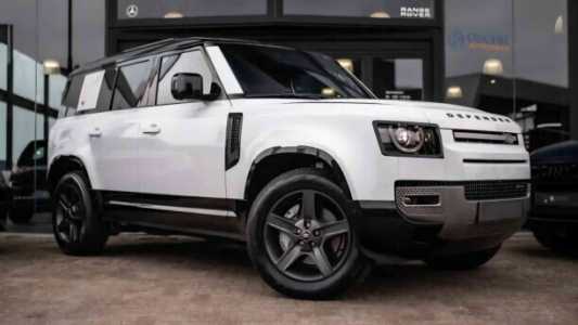 Land Rover Defender II, 2022, пробег 48000 км Land Rover Defender II, 2022, пробег 48000 км