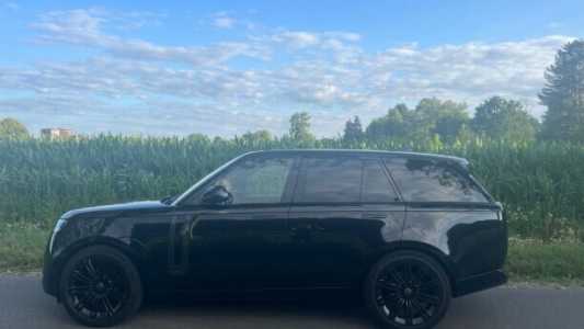 Land Rover Range Rover V, 2022, пробег 77000 км Land Rover Range Rover V, 2022, пробег 77000 км