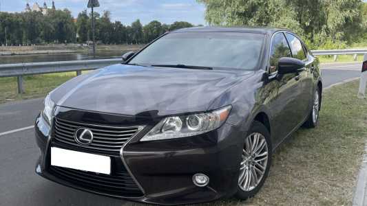 Lexus ES VI