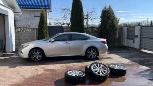 Lexus ES VI Рестайлинг, 2015, пробег 178560 км Lexus ES VI Рестайлинг, 2015, пробег 178560 км