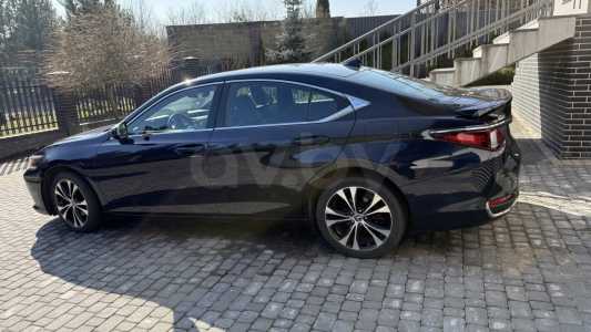 Lexus ES VII