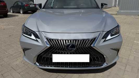 Lexus ES VII