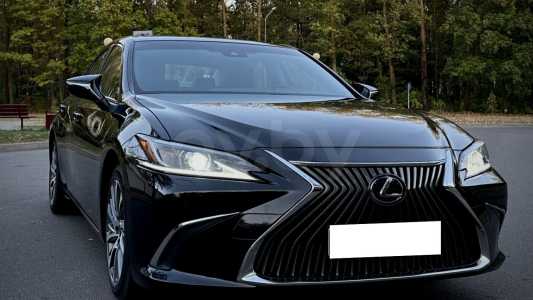 Lexus ES VII