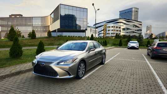 Lexus ES VII Рестайлинг