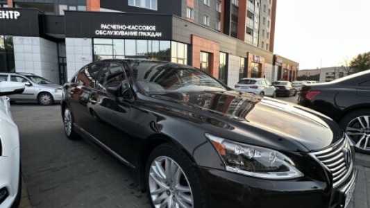 Lexus LS IV  2-й рестайлинг, 2013, пробег 250000 км