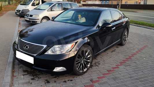 Lexus LS IV