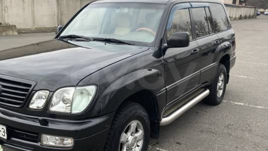 Lexus LX II