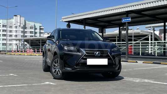 Lexus NX I