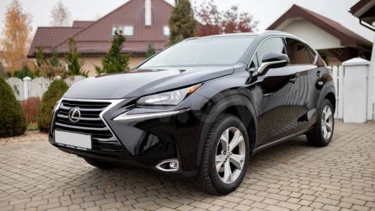 Lexus NX I