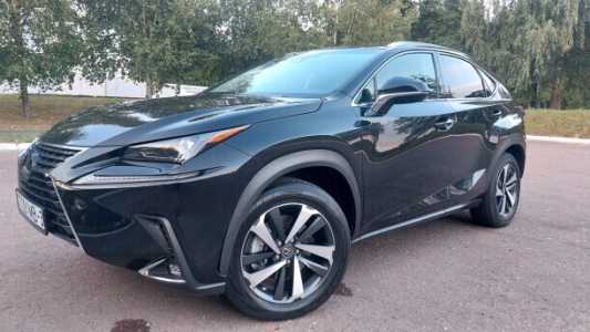 Lexus NX I  Рестайлинг, 2020, пробег 61400 км