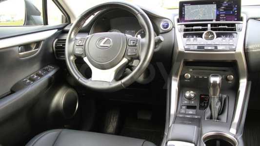 Lexus NX I Рестайлинг Lexus NX I Рестайлинг