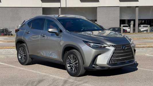 Lexus NX II